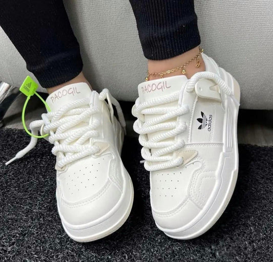 Tenis Adidas Pacogil Blancos Mujer | Estilo Urbano y Máxima Comodidad