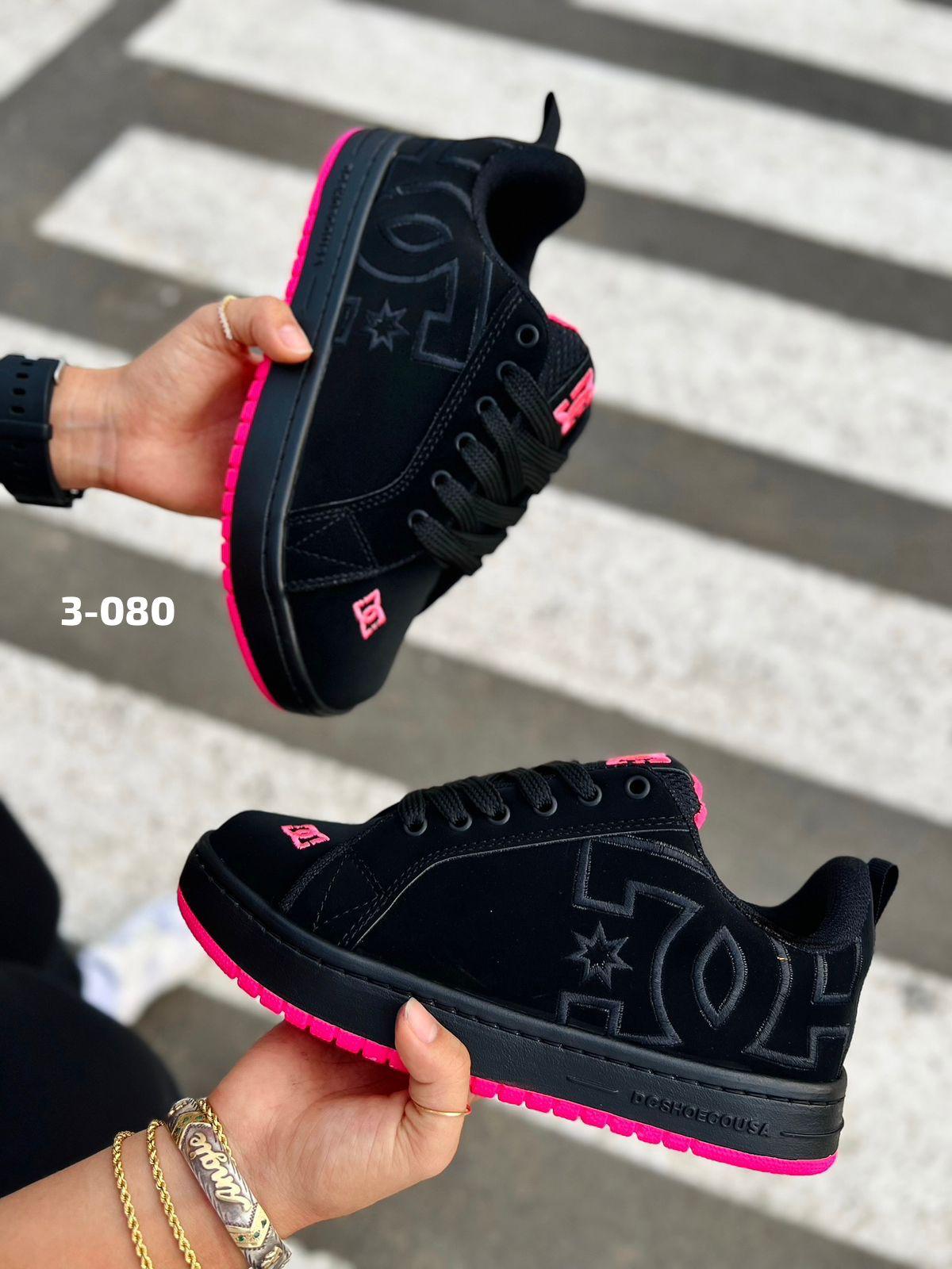 Tenis DC Court Graffik - Edición Neón Streetwear